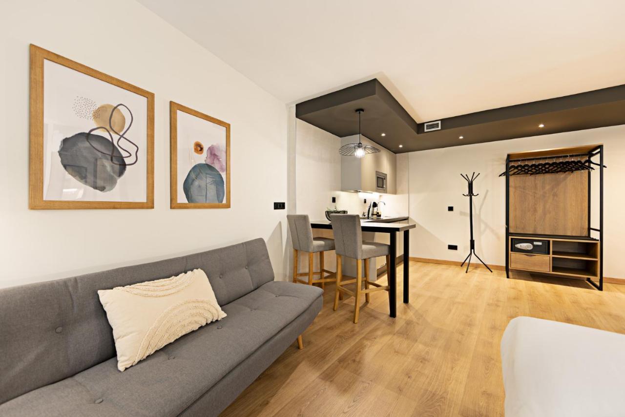 Colon 27 Aparthotel Palencia Exterior photo