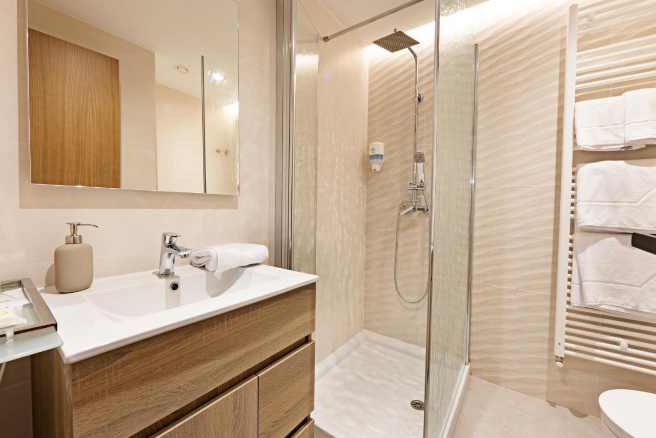 Colon 27 Aparthotel Palencia Exterior photo